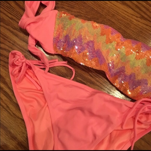 Victoria’s Secret bikini  summer swimsuit - Picture 3 of 4